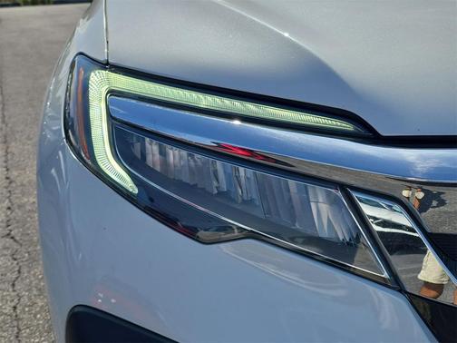 2021 Honda Pilot Touring 8-Passenger