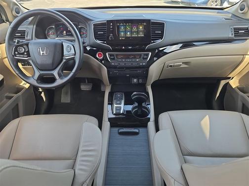 2021 Honda Pilot Touring 8-Passenger