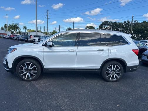 2021 Honda Pilot Touring 8-Passenger
