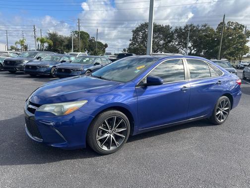 2016 Toyota Camry XSE