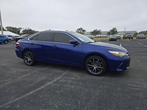 2016 Toyota Camry XSE