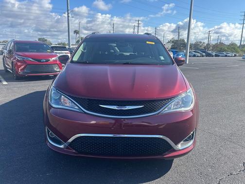 2018 Chrysler Pacifica Touring-L Plus