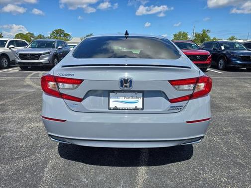 2022 Honda Accord Hybrid Base
