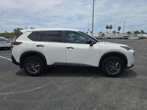 Glacier White 2021 Nissan Rogue S
