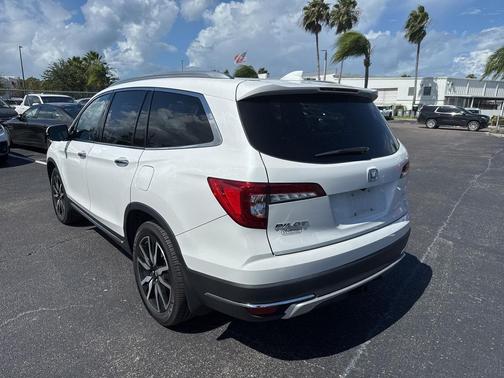 2021 Honda Pilot AWD Elite