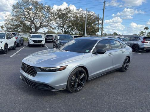 2023 Honda Accord Hybrid Sport-L