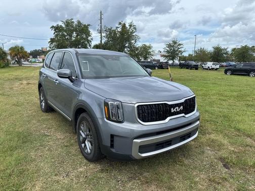 2023 Kia Telluride LX