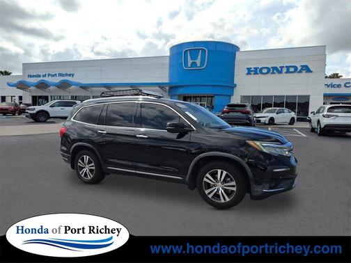 2019 Honda Pilot Touring 8-Passenger