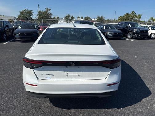 2023 Honda Accord LX 1.5T