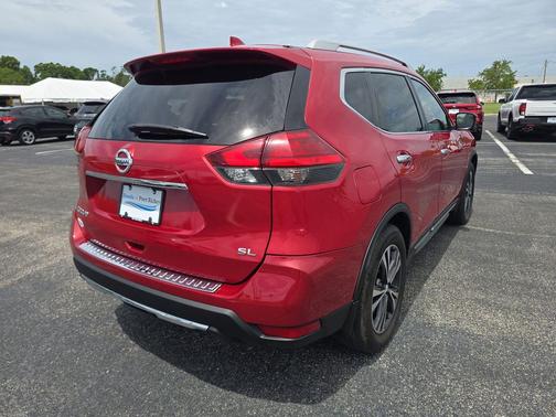 Ruby 2017 Nissan Rogue SL