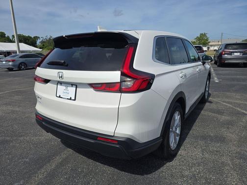 Platinum White Pearl 2024 Honda CR-V EX 2WD