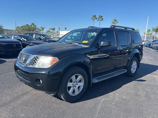 2011 Nissan Pathfinder SV