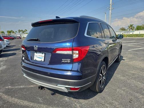 Blue 2021 Honda Pilot Touring 8-Passenger
