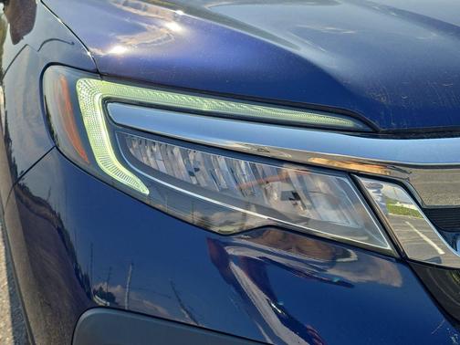 Blue 2021 Honda Pilot Touring 8-Passenger