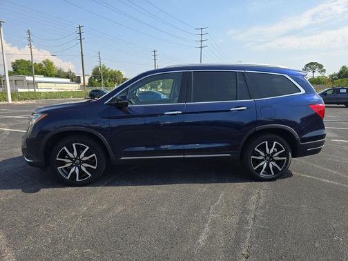 Blue 2021 Honda Pilot Touring 8-Passenger