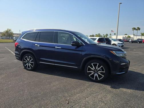 Blue 2021 Honda Pilot Touring 8-Passenger