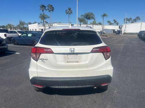 2016 Honda HR-V EX-L w/Navigation