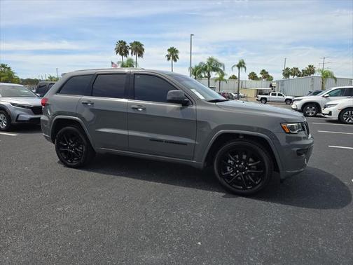 2021 Jeep Grand Cherokee Laredo