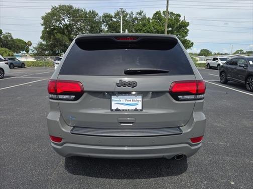 2021 Jeep Grand Cherokee Laredo