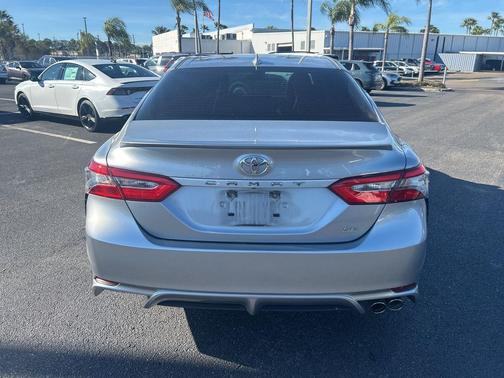 2019 Toyota Camry SE