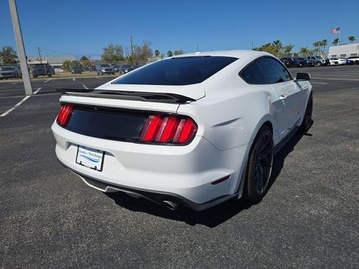 2017 Ford Mustang EcoBoost Premium