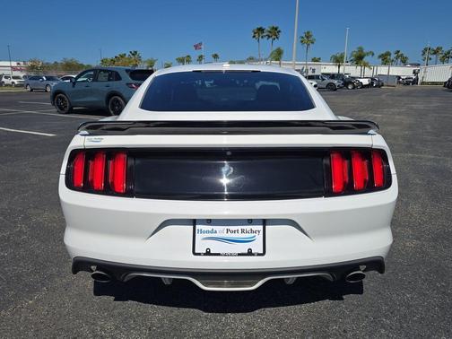 2017 Ford Mustang EcoBoost Premium