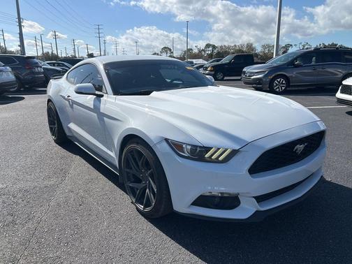 2017 Ford Mustang EcoBoost Premium
