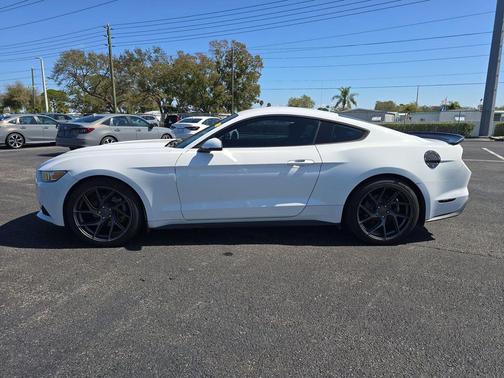 2017 Ford Mustang EcoBoost Premium