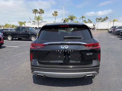 2023 INFINITI QX50 PURE