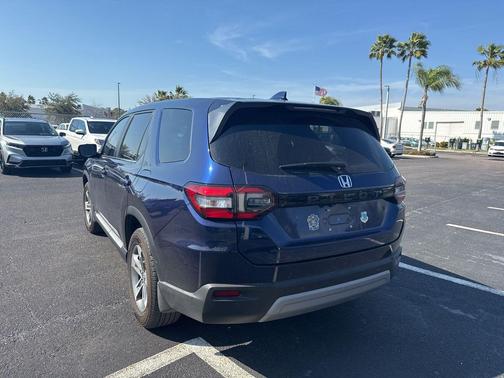 2024 Honda Pilot EX-L 7 Passenger