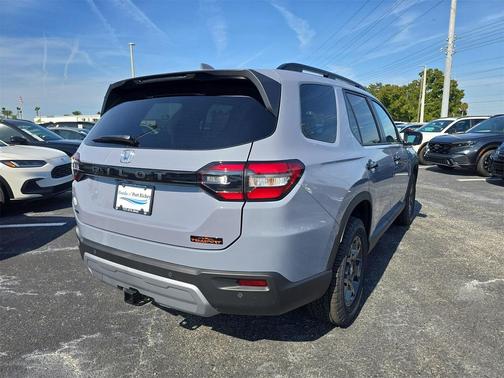 2025 Honda Pilot TrailSport