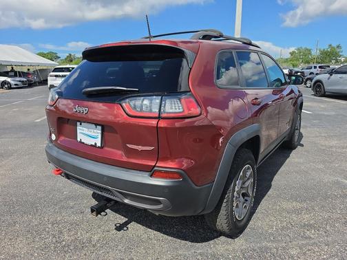 Velvet Red Pearlcoat 2021 Jeep Cherokee Trailhawk