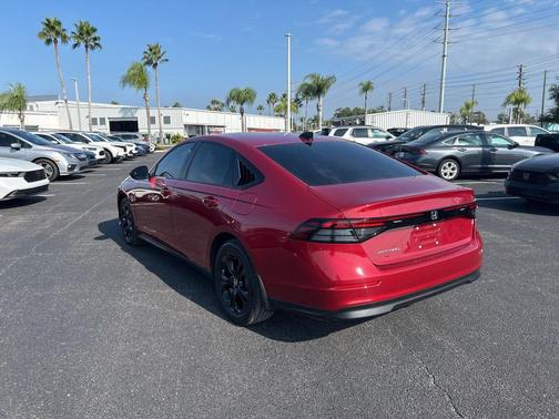 2025 Honda Accord Sport SE 1.5T