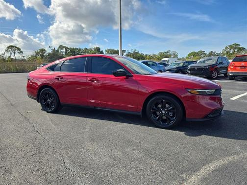 2025 Honda Accord Sport SE 1.5T