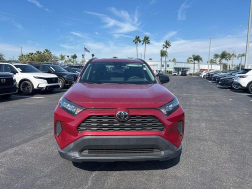 2019 Toyota RAV4 LE