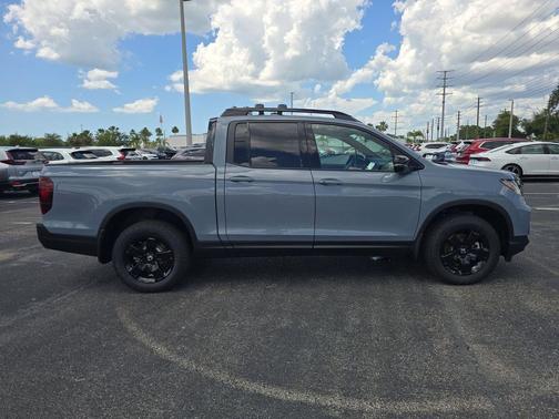 Sonic Gray Pearl 2026 Honda Ridgeline Black