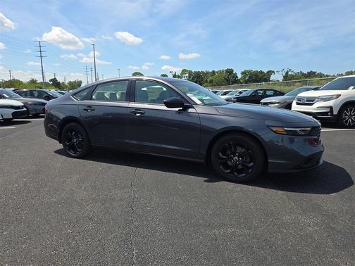 2025 Honda Accord Sport SE 1.5T