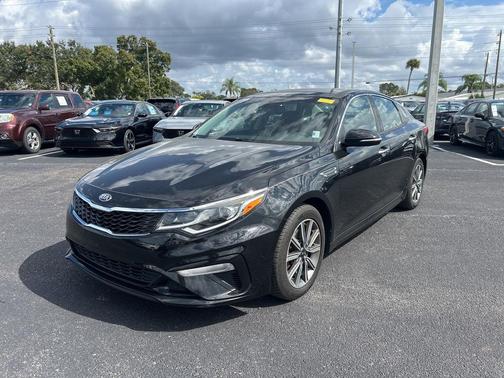 2019 Kia Optima LX