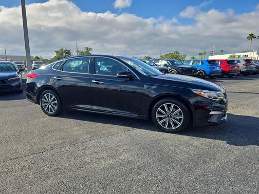 2019 Kia Optima LX