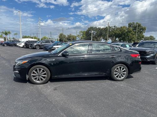 2019 Kia Optima LX