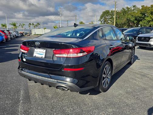 2019 Kia Optima LX