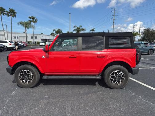 2023 Ford Bronco Outer Banks