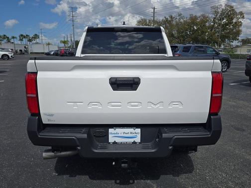 2025 Toyota Tacoma SR