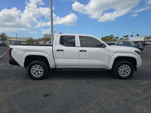 2025 Toyota Tacoma SR