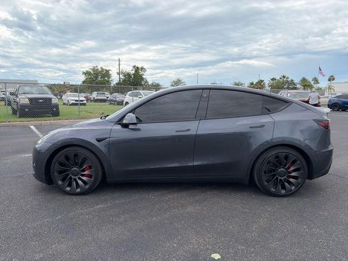 Gray 2022 Tesla Model Y Performance Dual Motor All-Wheel Drive