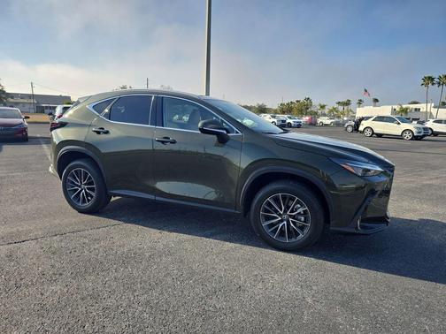 2025 Lexus NX 350h Premium