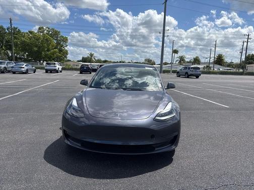 Midnight Silver Metallic 2023 Tesla Model 3 Performance