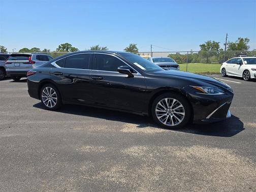 2019 Lexus ES 350 Base