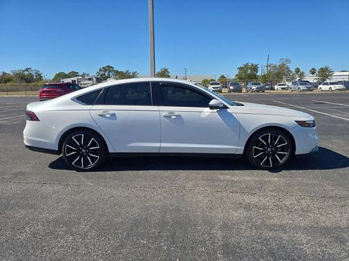 2024 Honda Accord Hybrid Touring