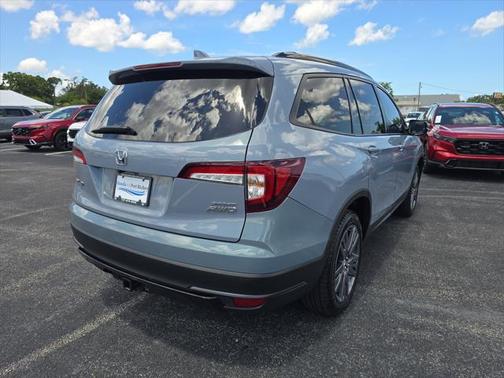 2022 Honda Pilot AWD Sport